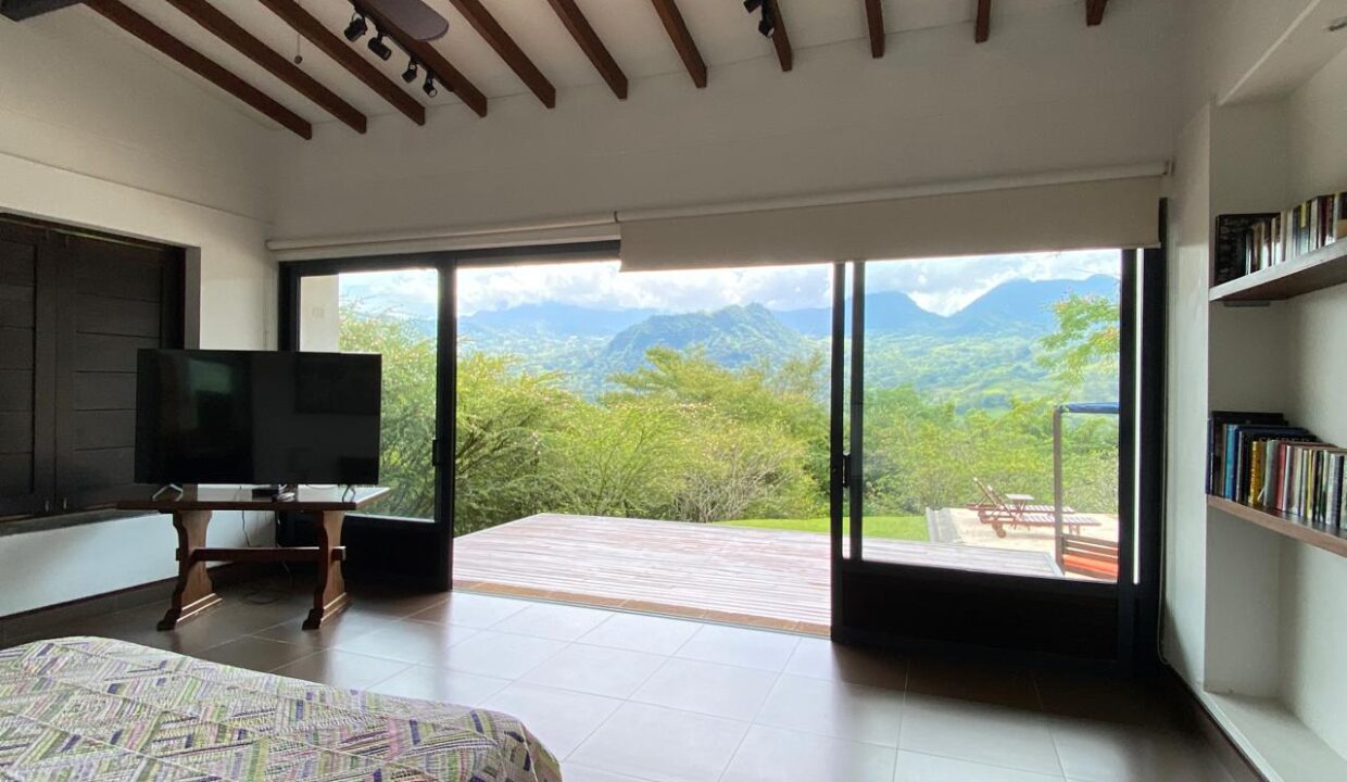 WhatsApp Image 2024-10-03 at 13.22.08 (5)