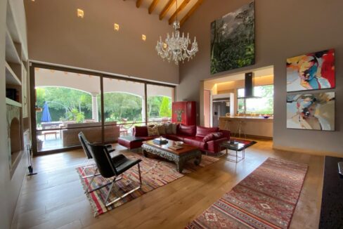 WhatsApp Image 2024-10-03 at 13.59.21 (3)