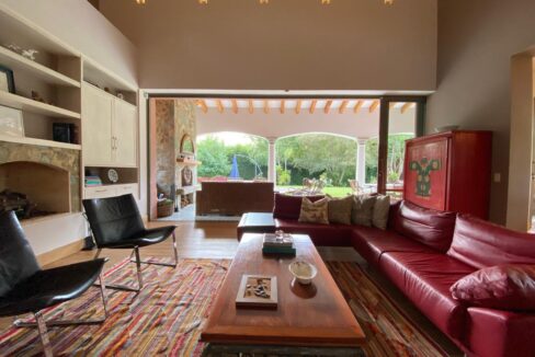 WhatsApp Image 2024-10-03 at 13.59.21 (4)