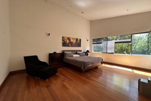 WhatsApp Image 2024-10-16 at 11.03.38 (11)