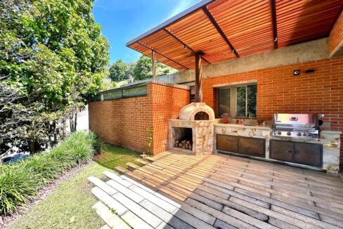 WhatsApp Image 2024-10-16 at 11.03.38 (2)