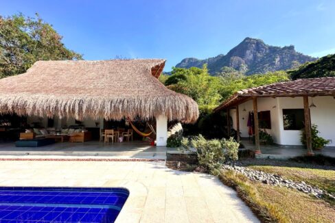 WhatsApp Image 2024-10-16 at 11.54.09 (2)