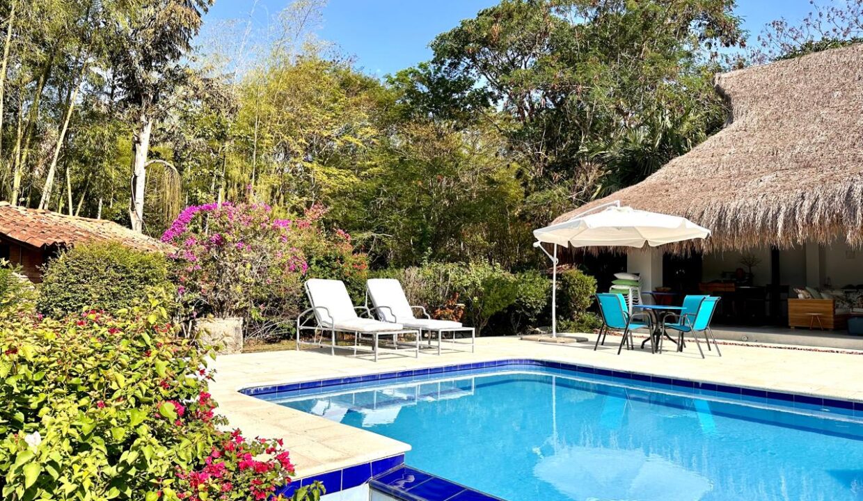 WhatsApp Image 2024-10-16 at 11.54.10