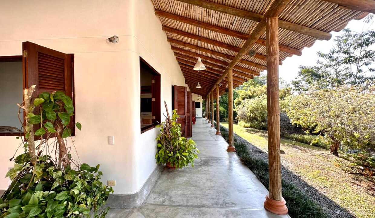 WhatsApp Image 2024-10-16 at 11.54.10 (2)