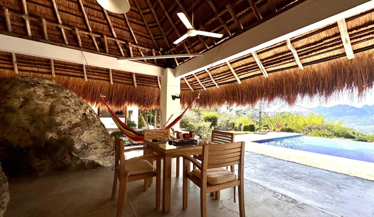 WhatsApp Image 2024-10-16 at 11.54.10 (3)