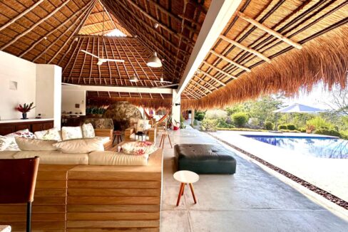 WhatsApp Image 2024-10-16 at 11.54.11 (2)