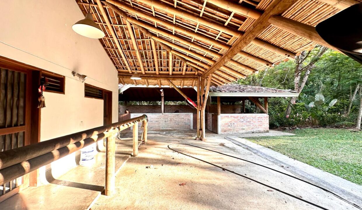 WhatsApp Image 2024-10-16 at 11.54.11 (4)