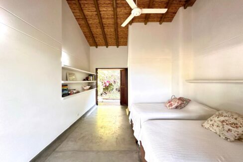 WhatsApp Image 2024-10-16 at 11.54.11