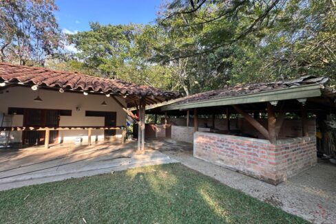 WhatsApp Image 2024-10-16 at 11.54.11 (5)