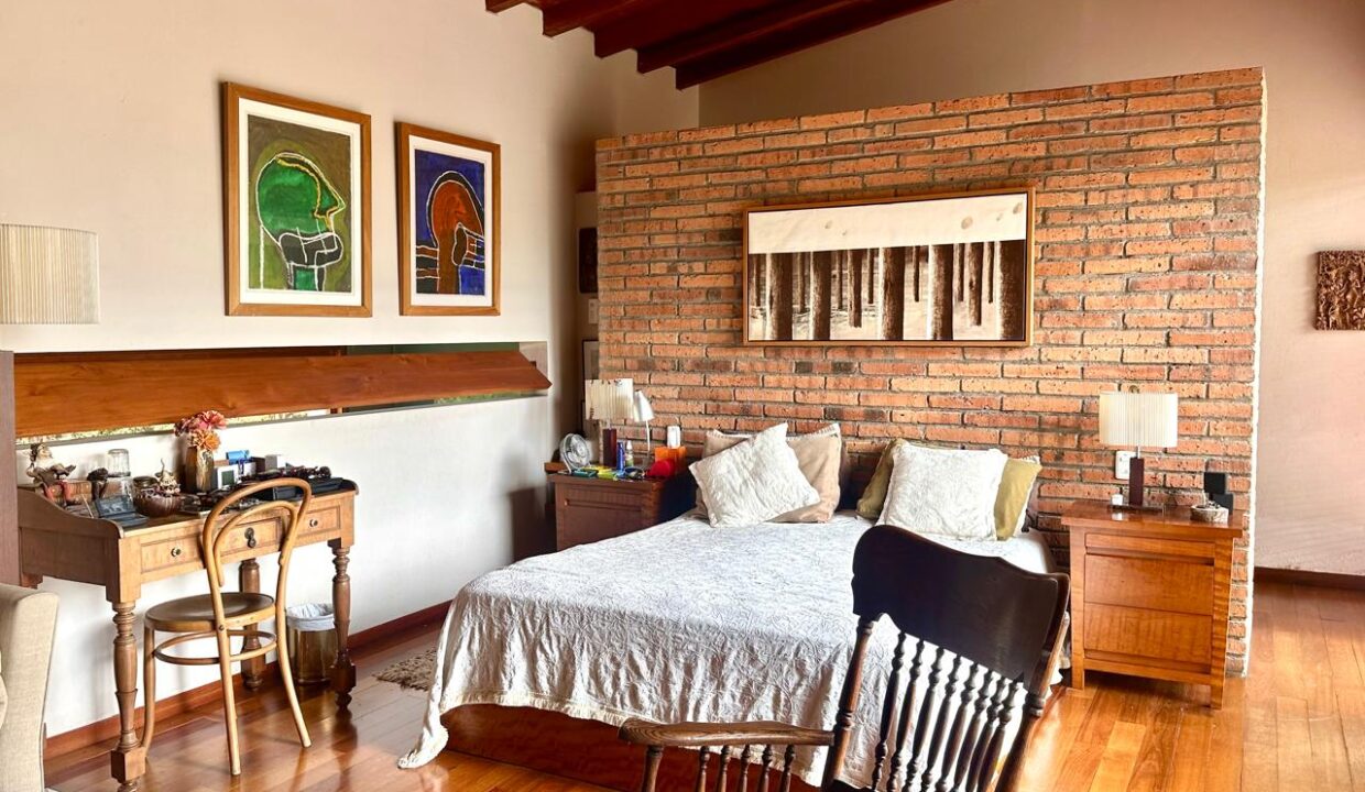 WhatsApp Image 2024-10-16 at 12.12.26 (14)