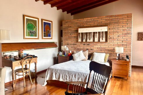 WhatsApp Image 2024-10-16 at 12.12.26 (14)