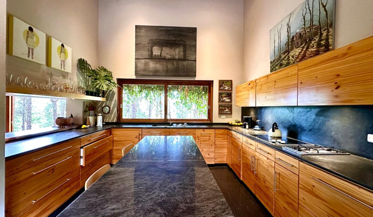 WhatsApp Image 2024-10-16 at 12.12.26 (3)