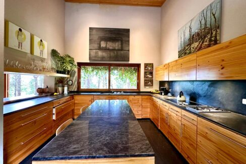 WhatsApp Image 2024-10-16 at 12.12.26 (3)