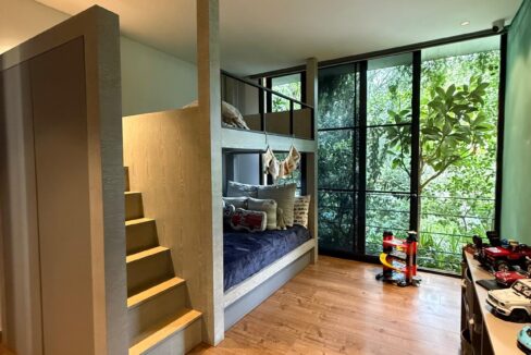 WhatsApp Image 2025-04-14 at 19.02.06 (7)