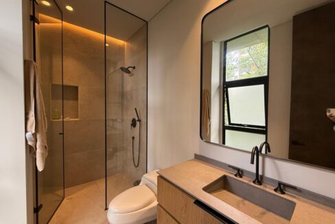 WhatsApp Image 2025-04-14 at 19.02.06 (8)