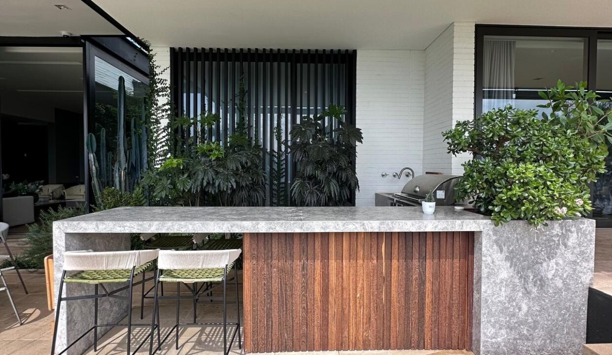 WhatsApp Image 2025-04-15 at 13.40.48 (1)