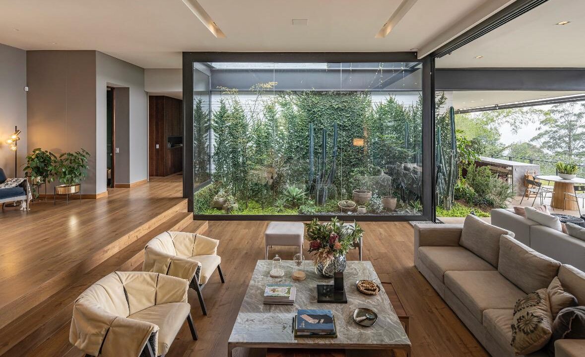 WhatsApp Image 2025-04-15 at 13.40.51 (5)