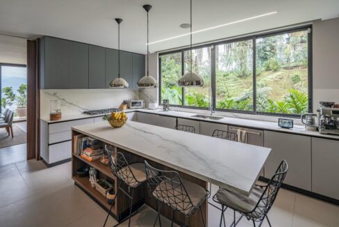 WhatsApp Image 2025-04-15 at 13.40.51 (7)