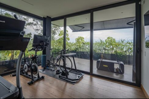 WhatsApp Image 2025-04-15 at 13.40.52 (3)