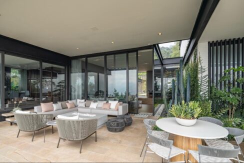 WhatsApp Image 2025-04-15 at 13.40.52 (4)