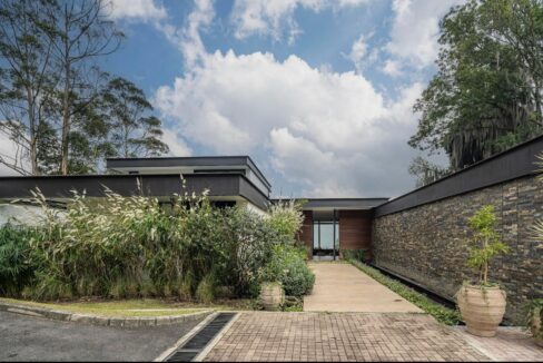 WhatsApp Image 2025-04-15 at 13.40.52