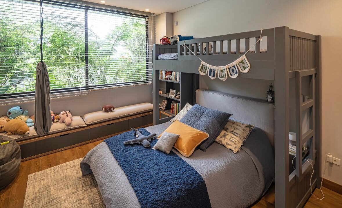 WhatsApp Image 2025-04-15 at 13.40.52 (5)