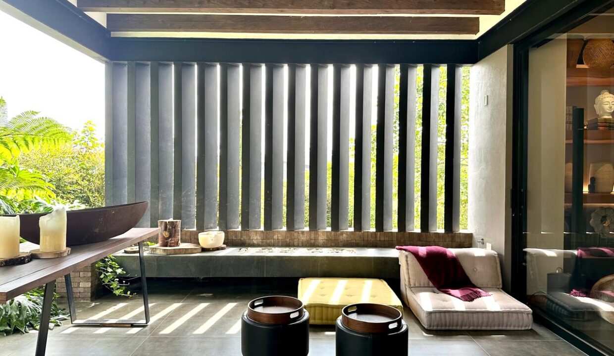 WhatsApp Image 2025-04-15 at 13.42.54 (1)