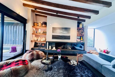 WhatsApp Image 2025-04-15 at 13.44.20