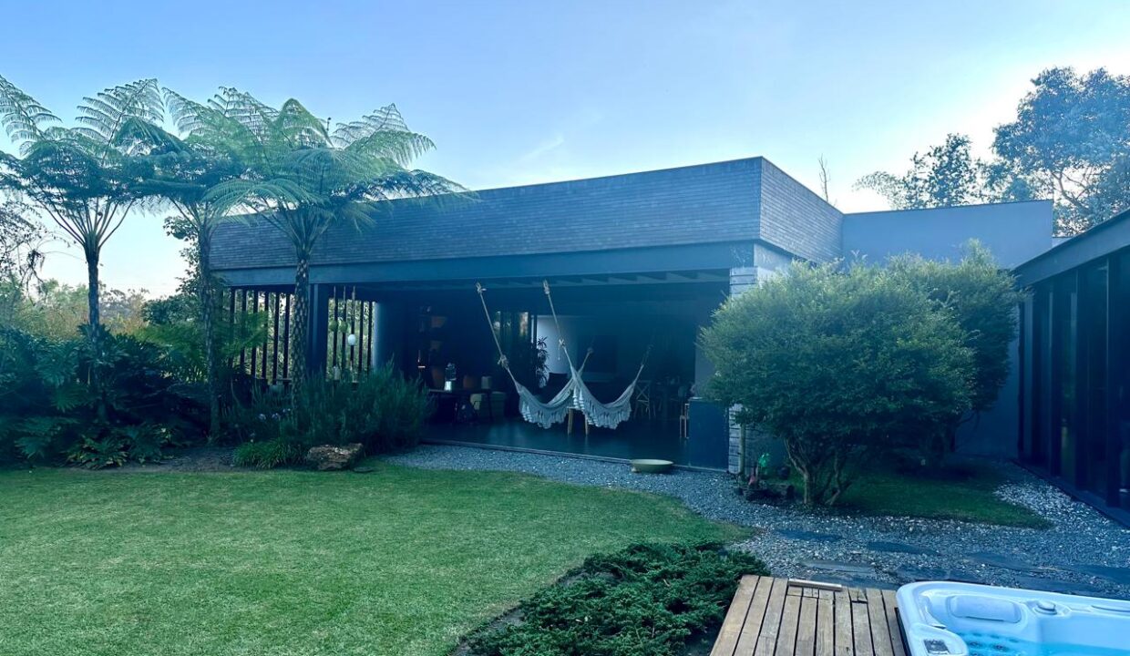 WhatsApp Image 2025-04-15 at 13.52.05 (1)